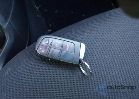 2016 Jeep Renegade Latitude из США, поврежденный, VIN ZACCJABT2GPE33184